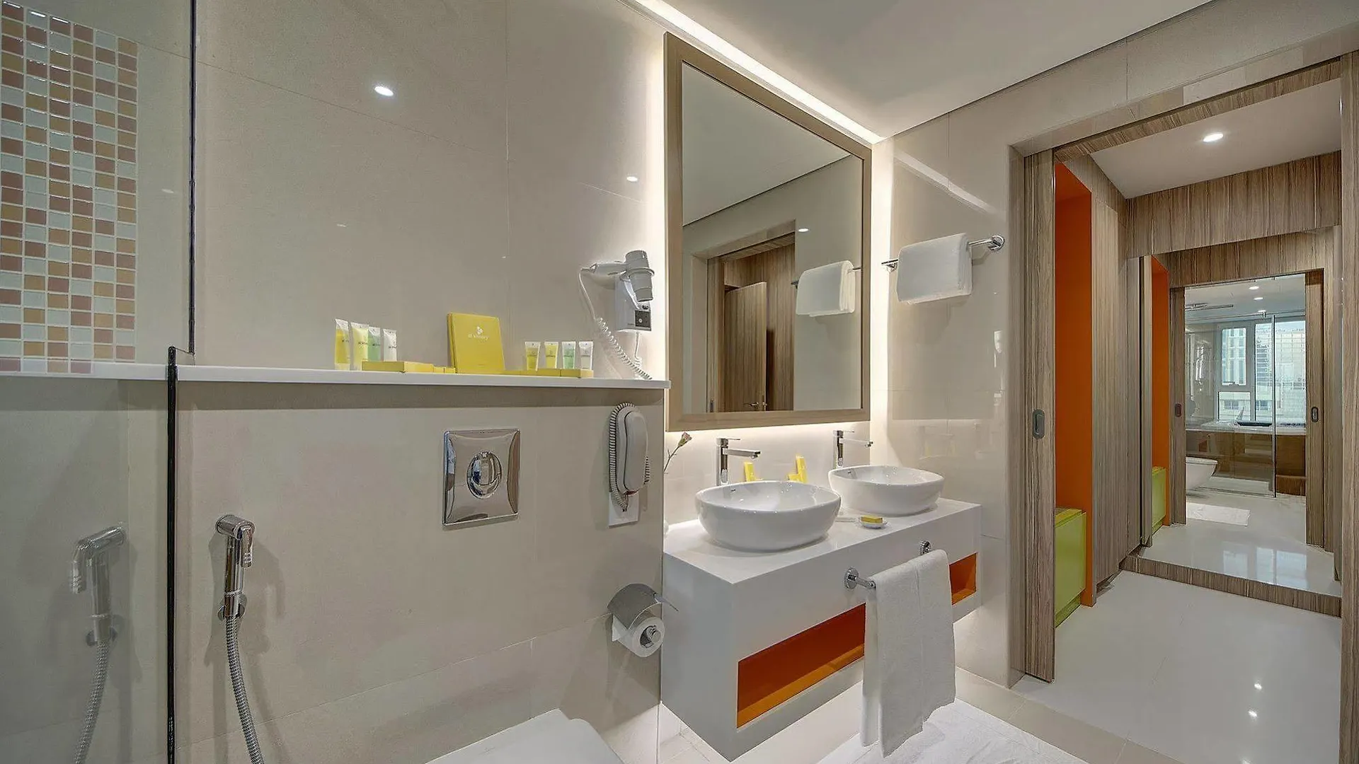 Al Khoory Atrium Hotel Dubai 4*,