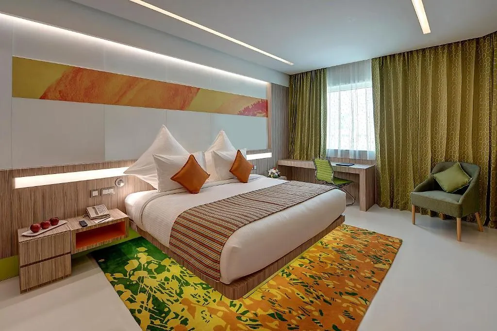 Al Khoory Atrium Hotel Dubai 4*,